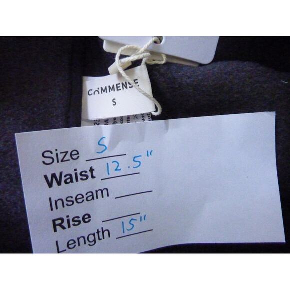 NWT Commense Gray Felt Mini Skirt White Trim Size S - Picture 4 of 5